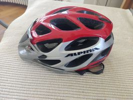 Fahrradhelm der Marke Alpina