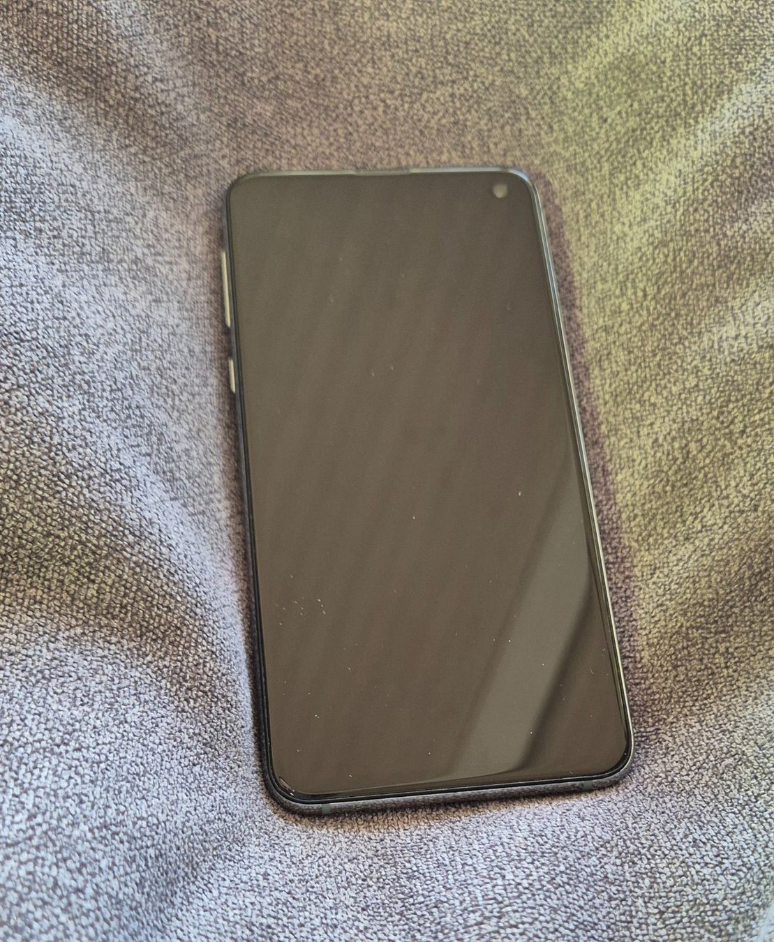 Samsung Handys / Smartphones: Samsung Galaxy S10e - Top Zustand - Grün – Gebraucht aus Haag (Rheintal) von ichkaufesjetzt 3