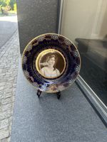Antike Porzellanplatte im königlichen Stil Wien - Königin L