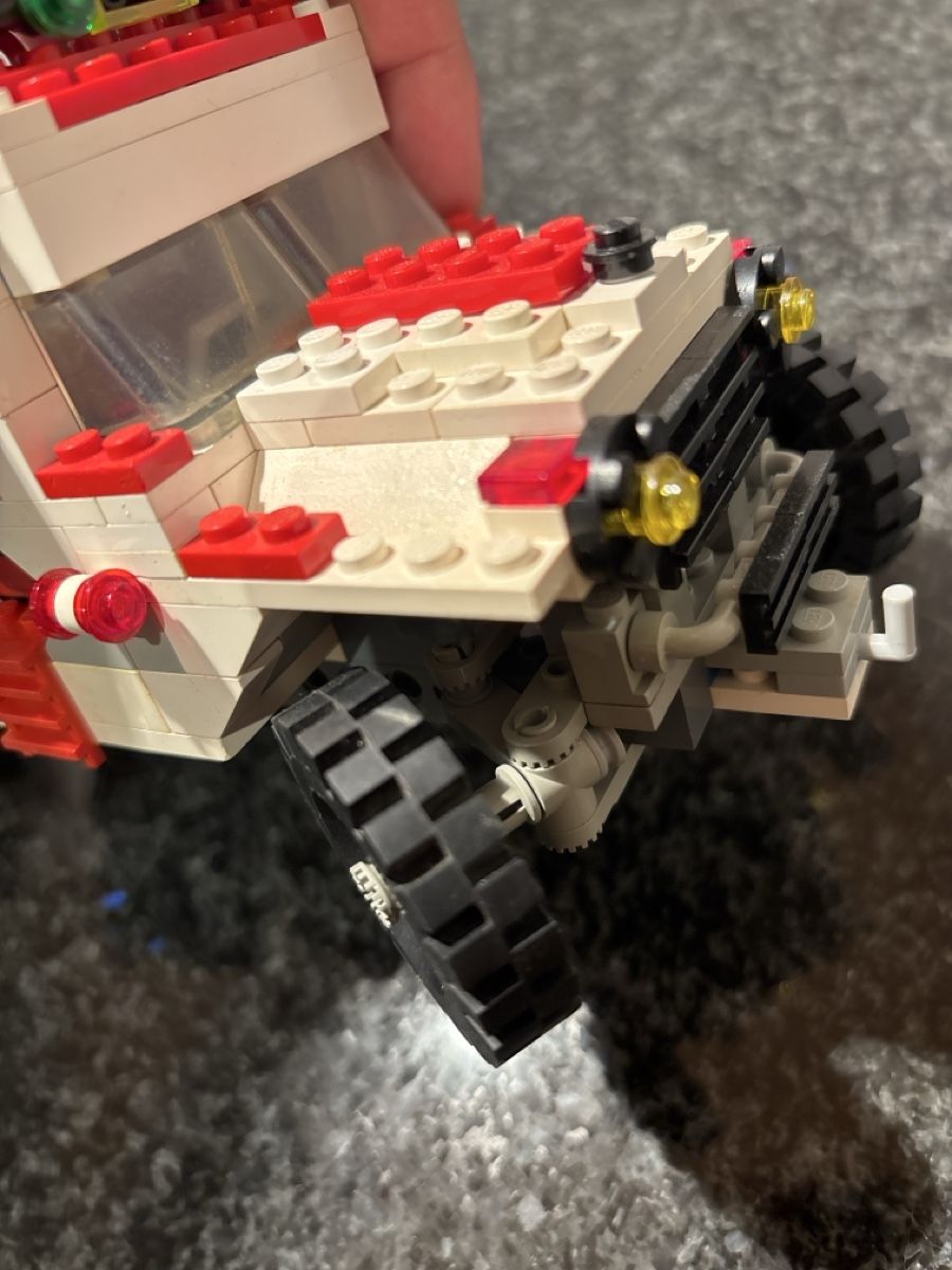 Lego Kit di costruzioni: Altes lego auto mit anhänger – Usato da Herisau venduto da men_9hwl 3