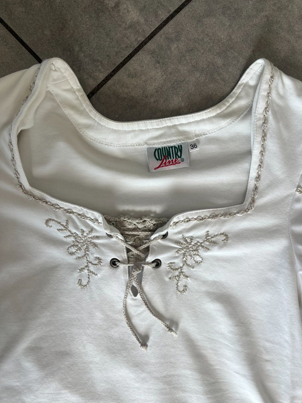 Kostüme: Dirndl Bluse Weiss – Gebraucht aus Otelfingen von Denis_ZH 2