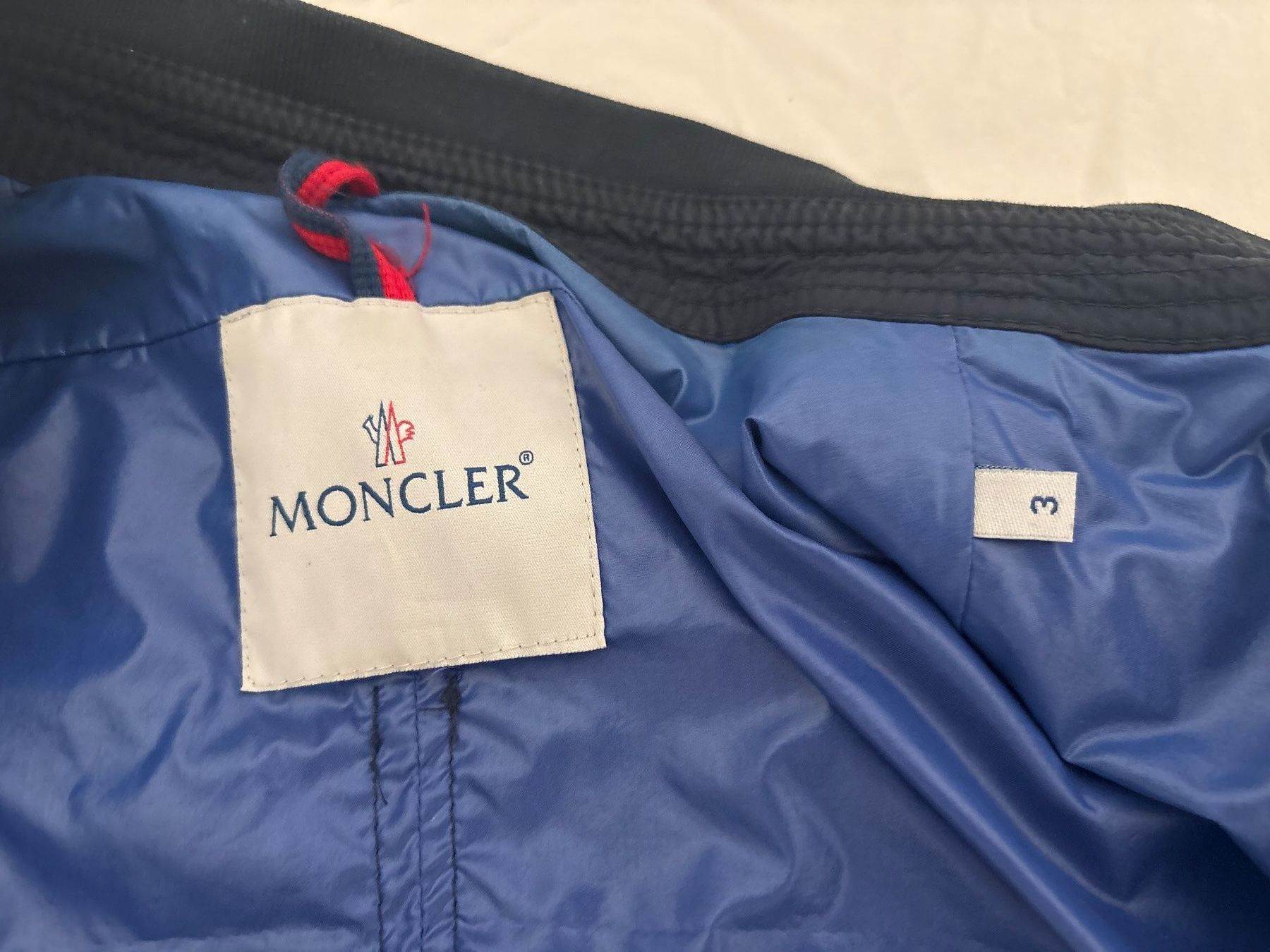 Moncler Giacche: Moncler - Jacke – Usato da Pfäffikon ZH venduto da R-Jako 2