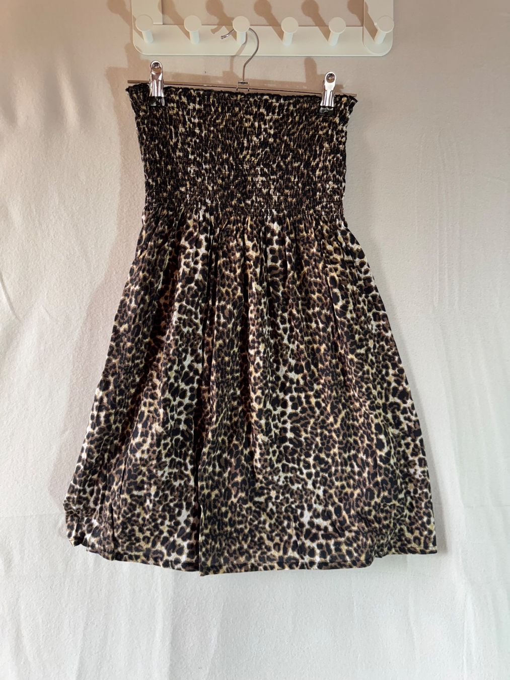 Vestiti: Kleid oder Rock im Leopardenprint Gr. S – Usato da Grosswangen venduto da second_hand_dress