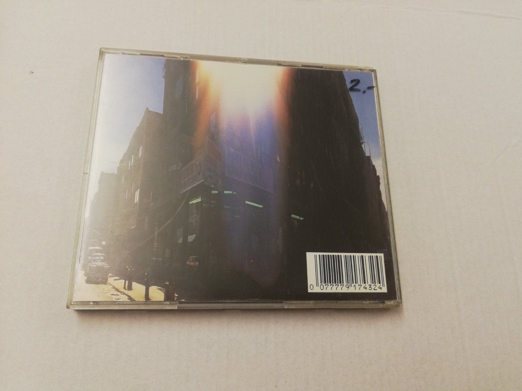 CD: BEASTIE BOYS - PAUL'S BOUTIQUE – Usato da Bern venduto da Vinylsound.ch 1
