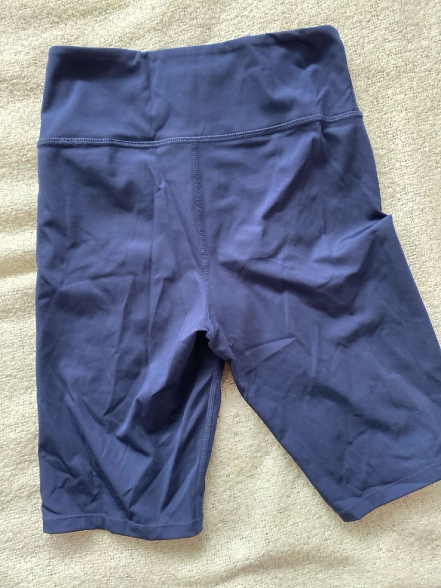 H&M Leggings: Short cycliste H&M bleu , neuf , taille S  – Nuovo (secondo la descrizione) da Rubigen venduto da cam_drb7 2