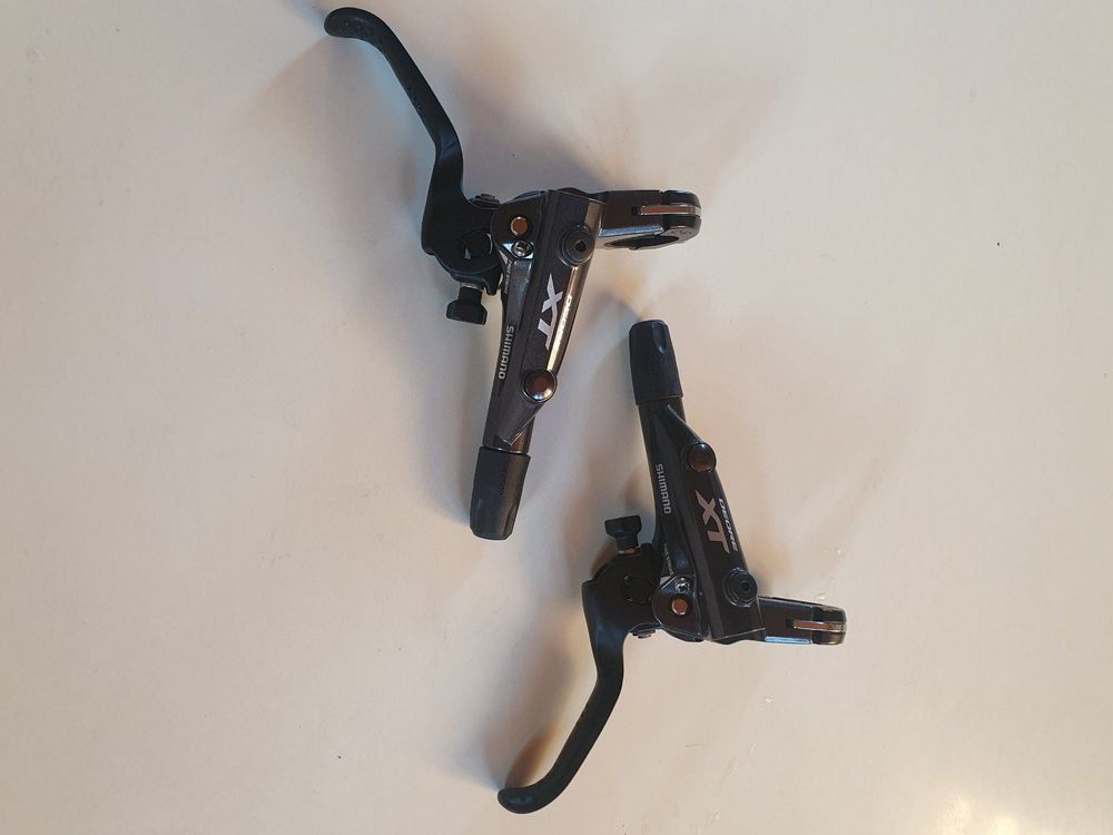Leviers frein route SHIMANO 600 - Équipements vélos