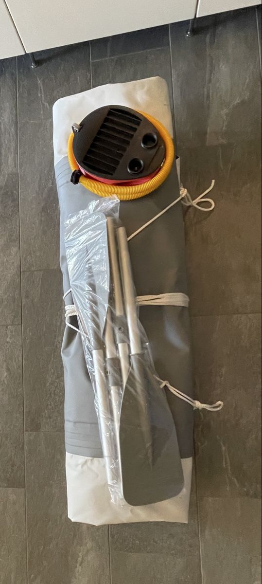 Boote: Schlauchboot – Neu (gemäss Beschreibung) aus Härkingen von Tollstoy 4