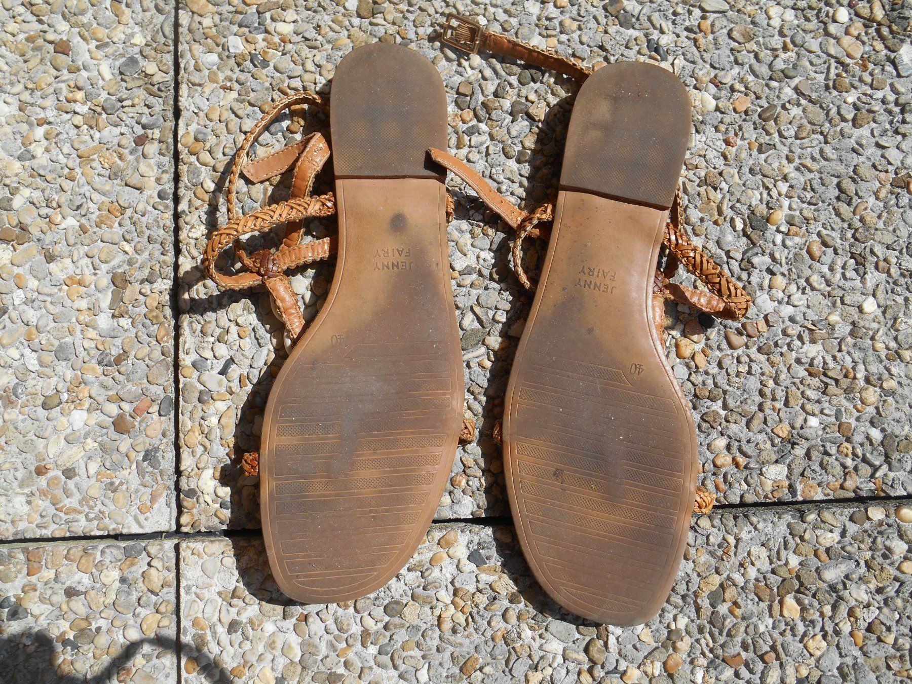 Damenschuhe: Sandales – Gebraucht aus La Sarraz von Mbeatles 2