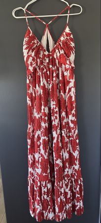 Sommerliches Maxikleid mit Blumenmuster, Grösse 40