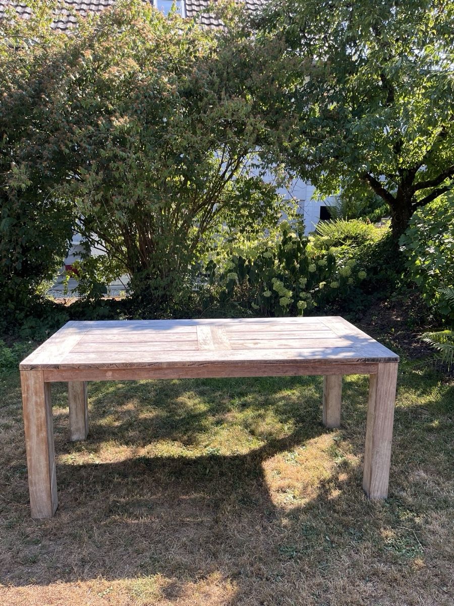 Tische: Holzgartentisch aus massivem Schiffsholz – Gebraucht aus Dintikon von flamingo88 1