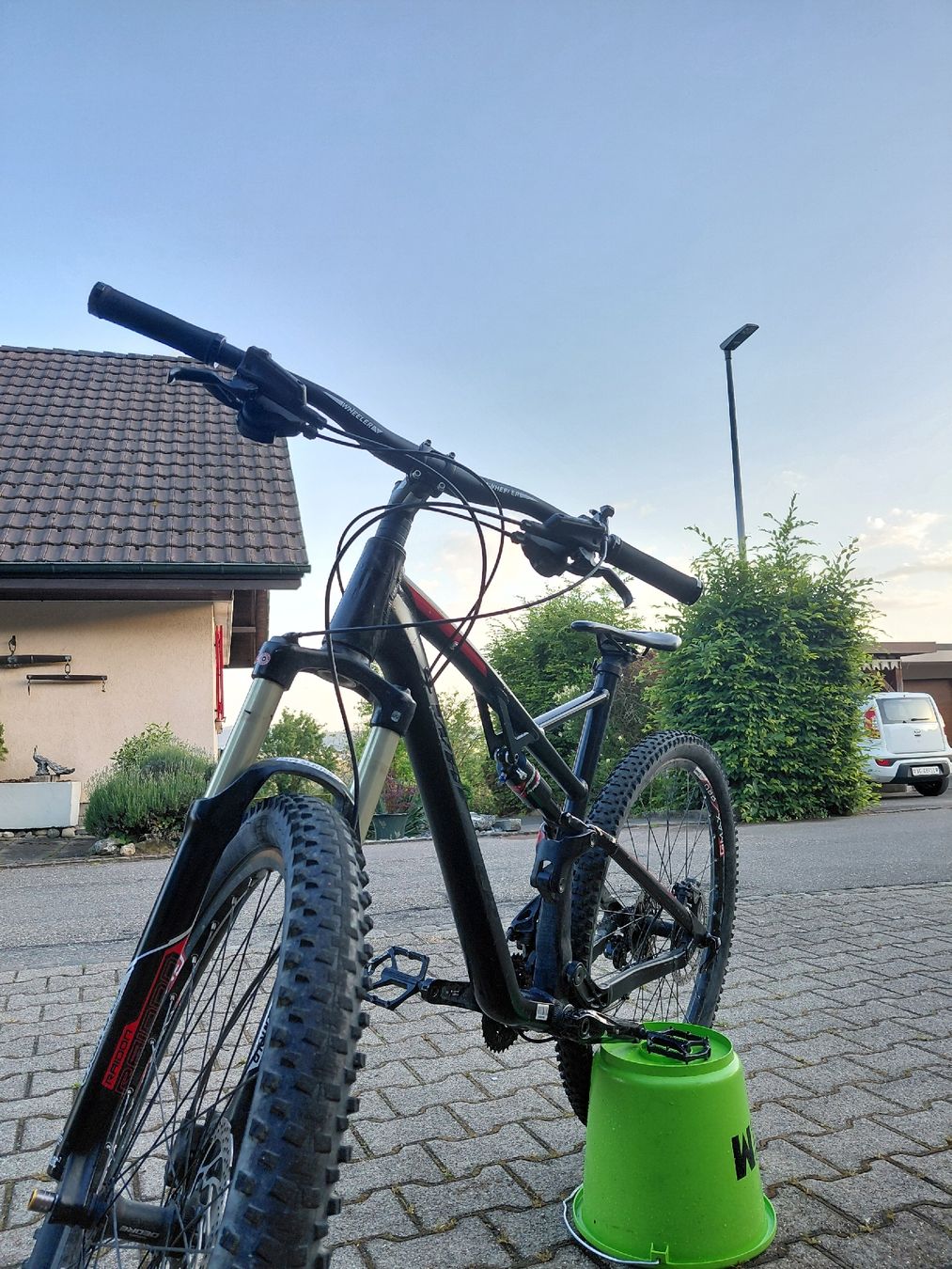 Wheeler Biciclette: Fully-Mountainbike von wheeler  – Usato da Biberstein venduto da Sammler74 1