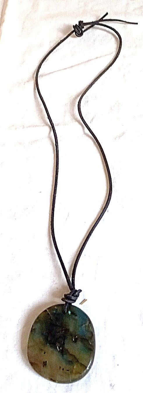 Catenine: Labradorit Stein an Leder-Halsband – Usato da Baar venduto da 2cvbaar 2