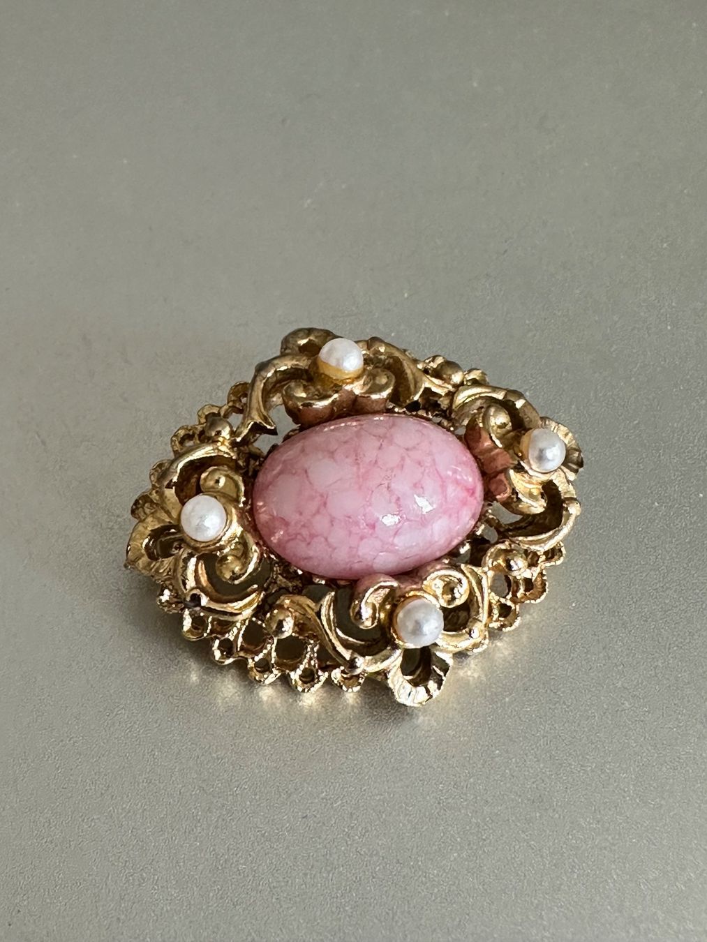 Spille & Fermagli: Vintage Brosche mit Rosa Stein – Usato da Onex venduto da Antiqueshow