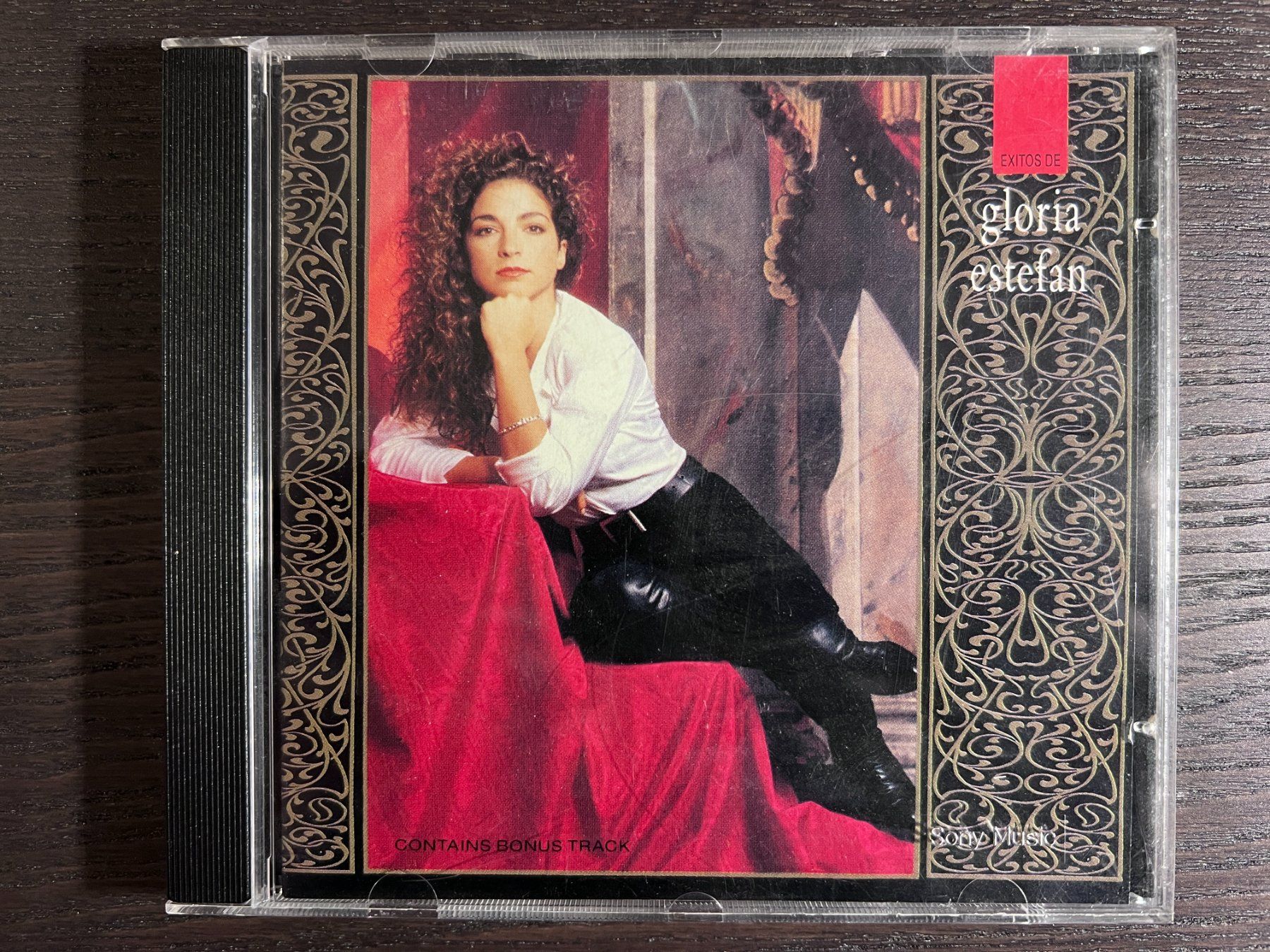 CD: Gloria Estefan - Exitos De Gloria Estefan – Usato da Zürich venduto da MusikFreunde