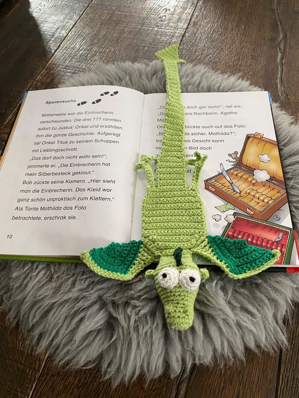 Altre raccolte & rarità: Lesezeichen Drache Handmade – Nuovo e nell'imballaggio originale da St. Niklaus VS venduto da loumonrohandmade