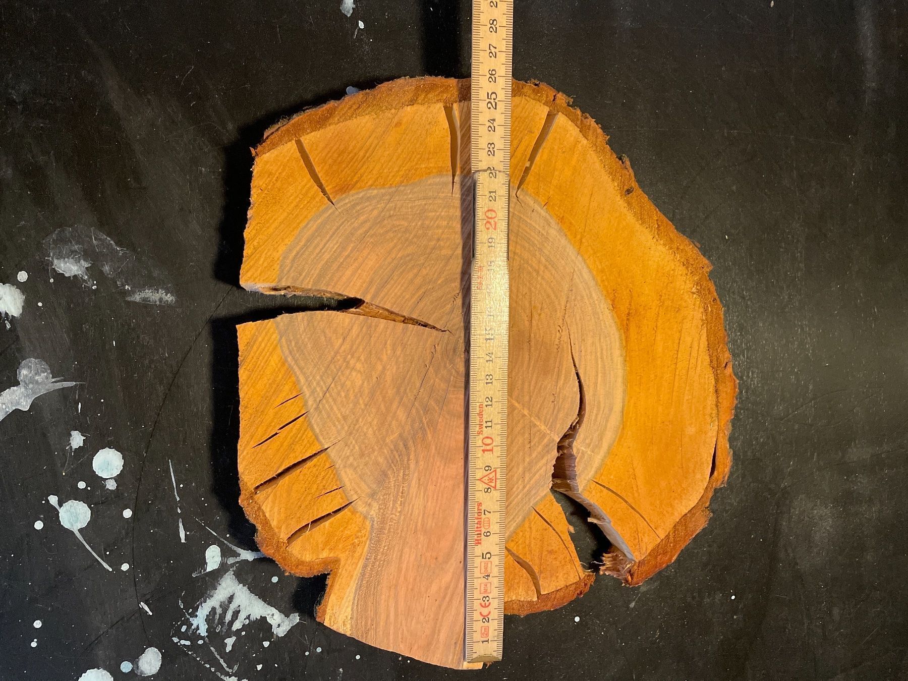Holzartikel: Holzscheibe Kirsche – Gebraucht aus Brunnen von Holz-style