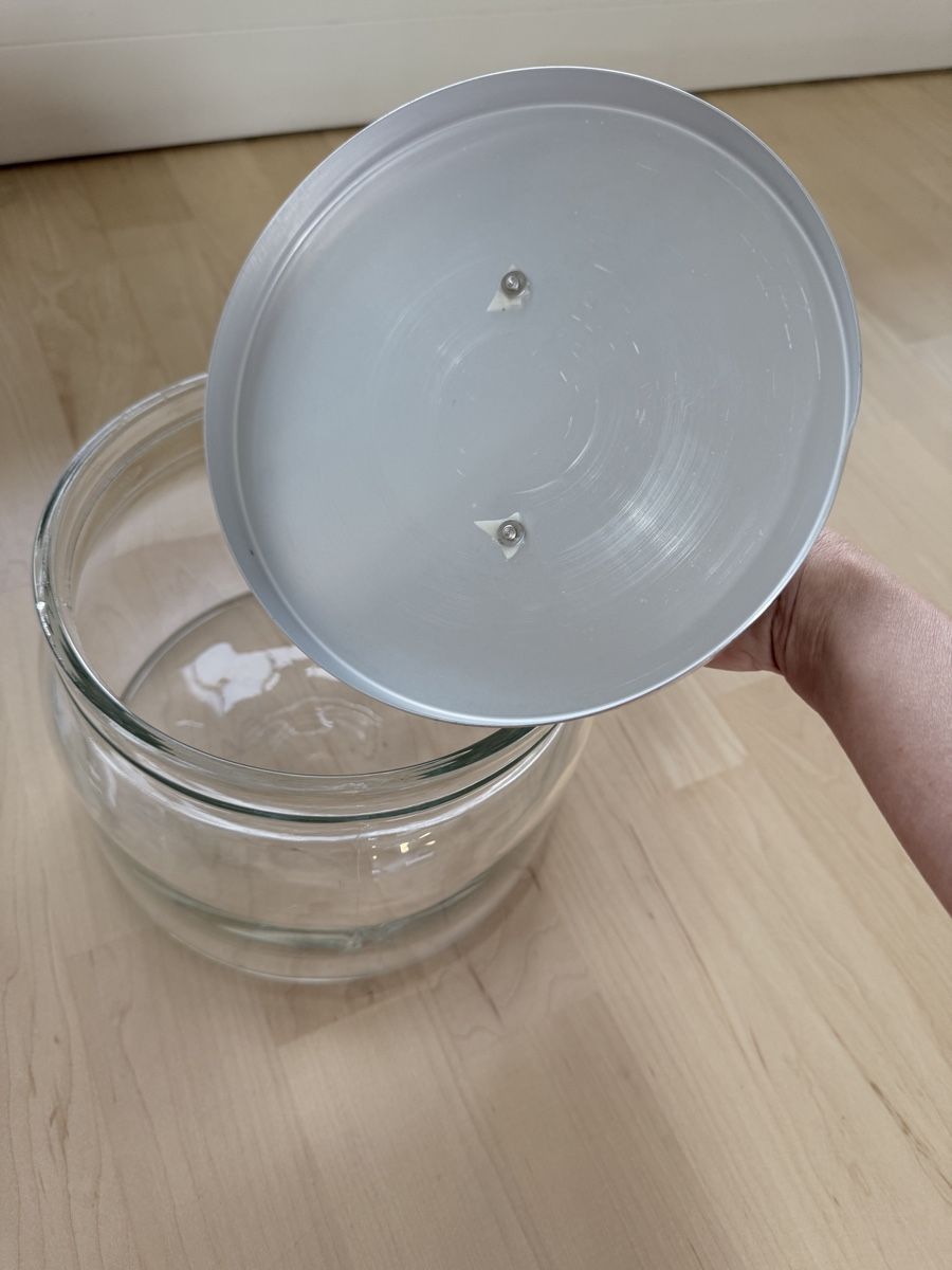 Contenitori & Simili: Large Glass Jar with Metal Lid – Usato da Cham venduto da cec_b78y 3