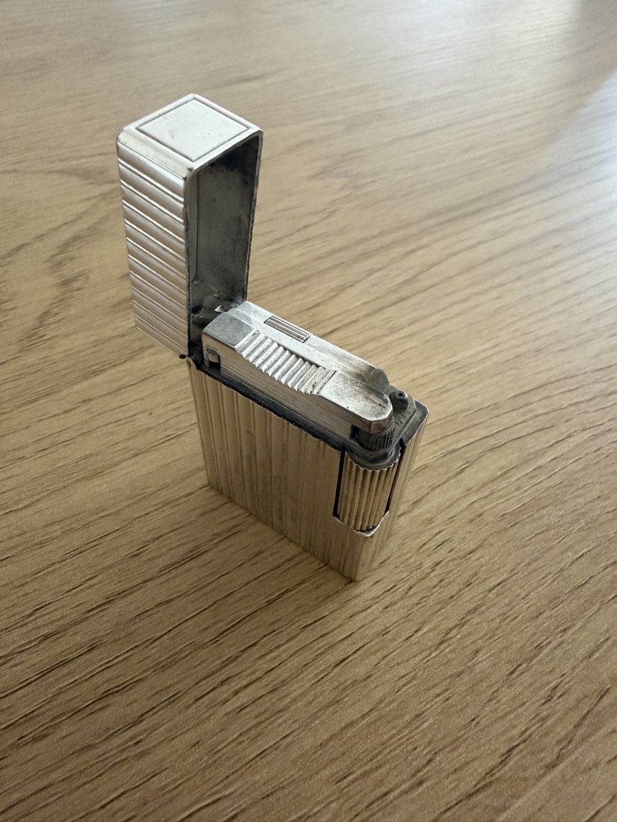 Dupont Accendini: Briquet plaqué argent vintage, design rayé – Usato da Le landeron venduto da ala_7r8 3