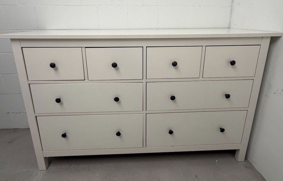 Ikea Cassapanche: Ikea Hemnes Kommode mit 8 Schubladen – Usato da Basel venduto da kul_97g7