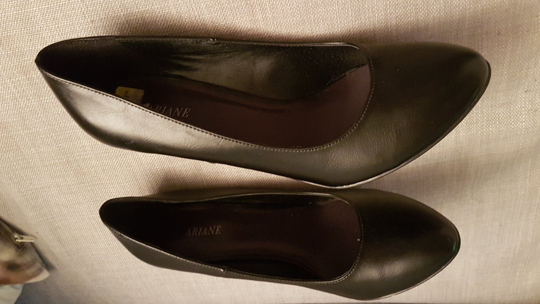 Scarpe da donna: Schwarze Pumps – Usato da Oberengstringen venduto da Sheera7 6