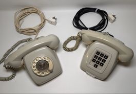2x Alte Vintage Telefone – Wählscheibe & Tasten