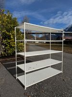Praktisches Metallgestell/Regal für drinnen & draussen!