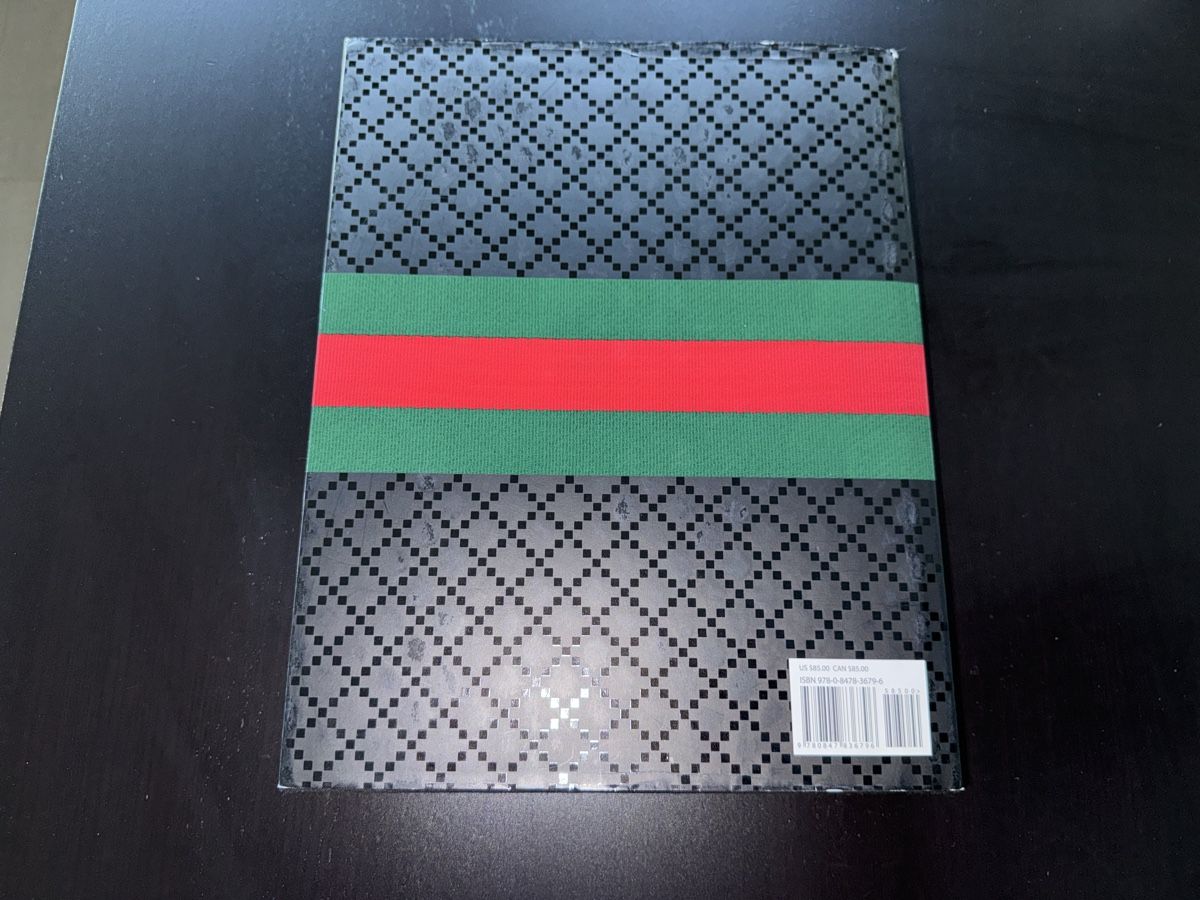 Alle Dekorationen: Gucci Designer Buch "The Making Of" Lifestyle – Neu (gemäss Beschreibung) aus Zürich von Jen10 1