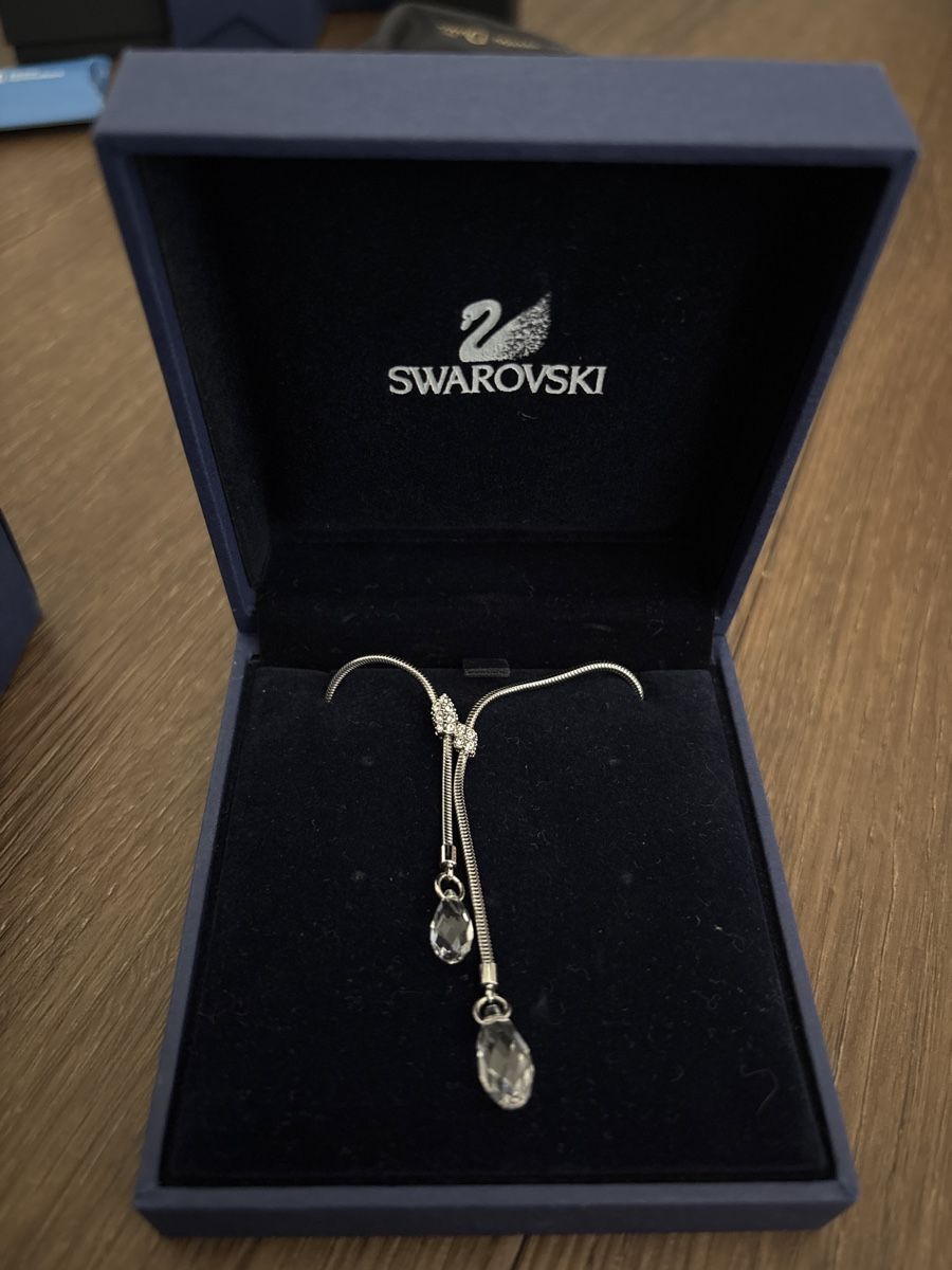 Swarovski Ketten: Swarovski Set: Ohrringe & Halskette – Gebraucht aus Zürich von J.aeb