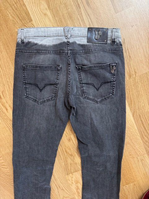 Versace Jeans: Versace Herren Jeans Gr.28 – Usato da Wabern venduto da MagdalenaWabern 4