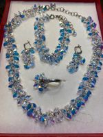 Funkelndes Schmuckset, Halskette, Ring, Ohrringe, Armband