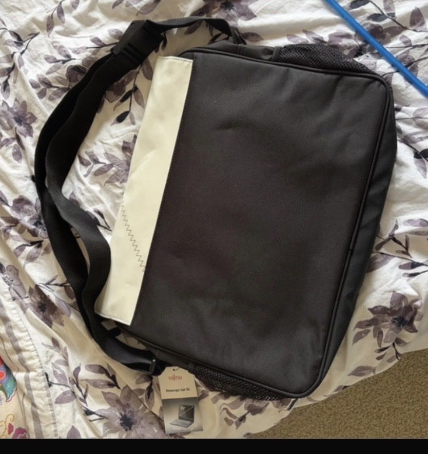 Borse: Laptop Tasche Neu – Nuovo e nell'imballaggio originale da Basel venduto da Brunner.T 4