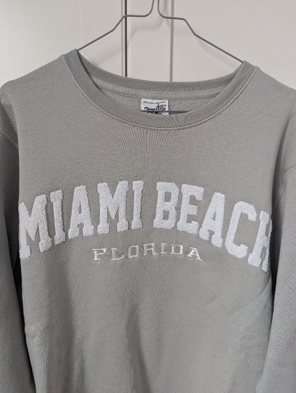 Pullover & Sweatshirts: Miami Beach Florida Sweatshirt, Size S – Neu (gemäss Beschreibung) aus Schlieren von maseam 1