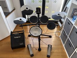 Batterie électronique Roland V-Drums avec ampli PM10 🥁🎵