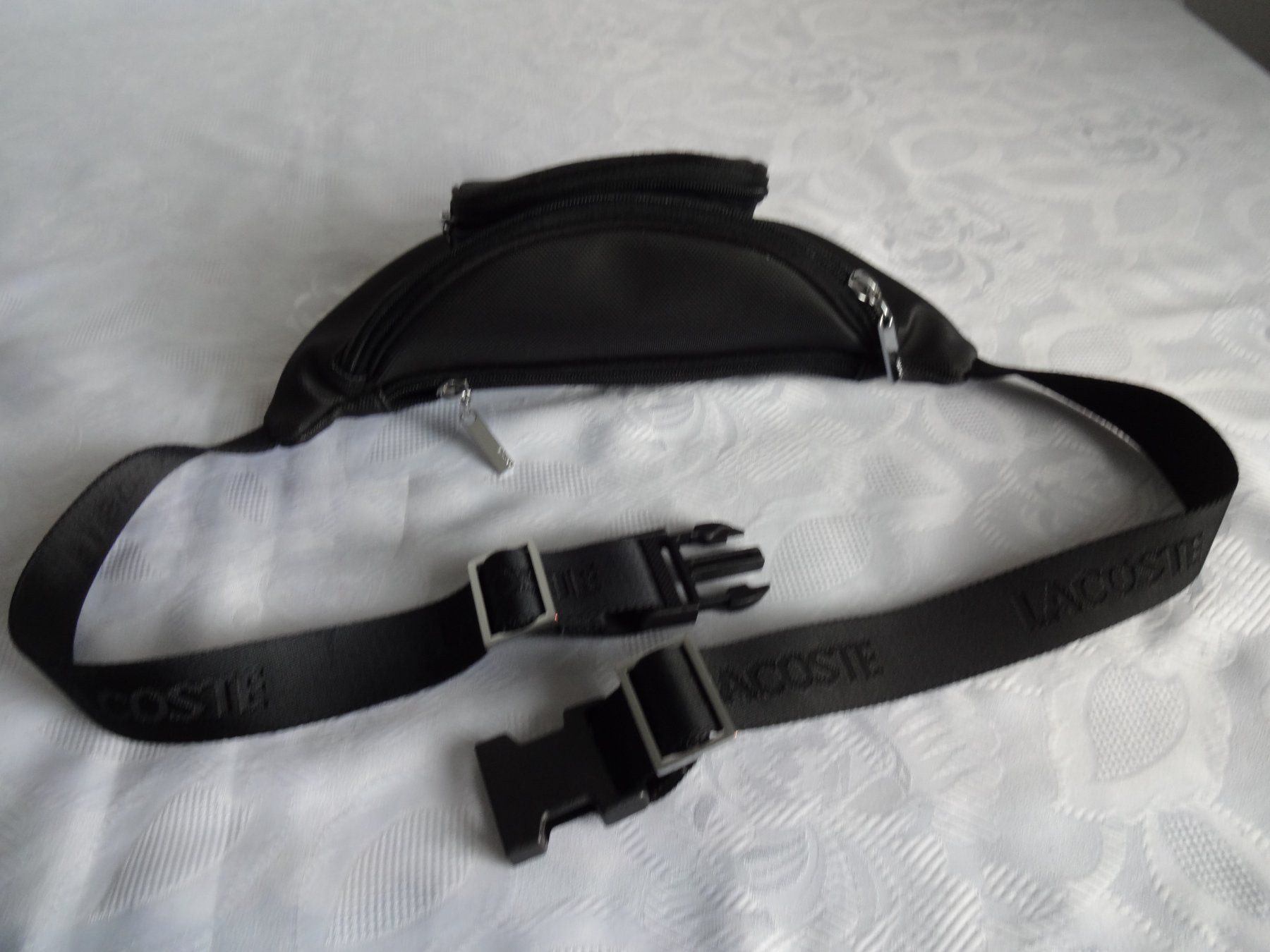 Lacoste Borse: Orig. " Lacoste" Bauchtasche – Usato da Frauenfeld venduto da Jahy 3