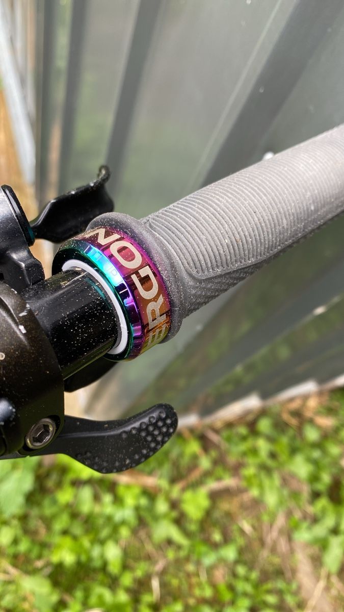 Velos: Ribisu Rocket Downhill Bike XTR Saint FOX – Gebraucht aus Riederalp von kla_dqt8 5