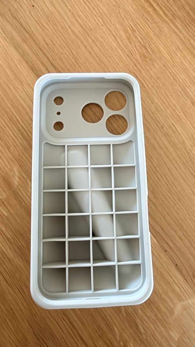 Apple Cover & Protezioni schermo: Rhode phonecase 17pro – Nuovo (secondo la descrizione) da Münchenstein venduto da nthlthms 1