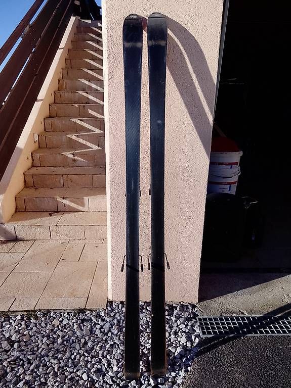 Sci: skis Rossignol 177 cm – Usato da Noréaz venduto da Jeanneretp 2