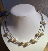 Dekoratives Collier mit Südsee Perlen und Rauchquarz
