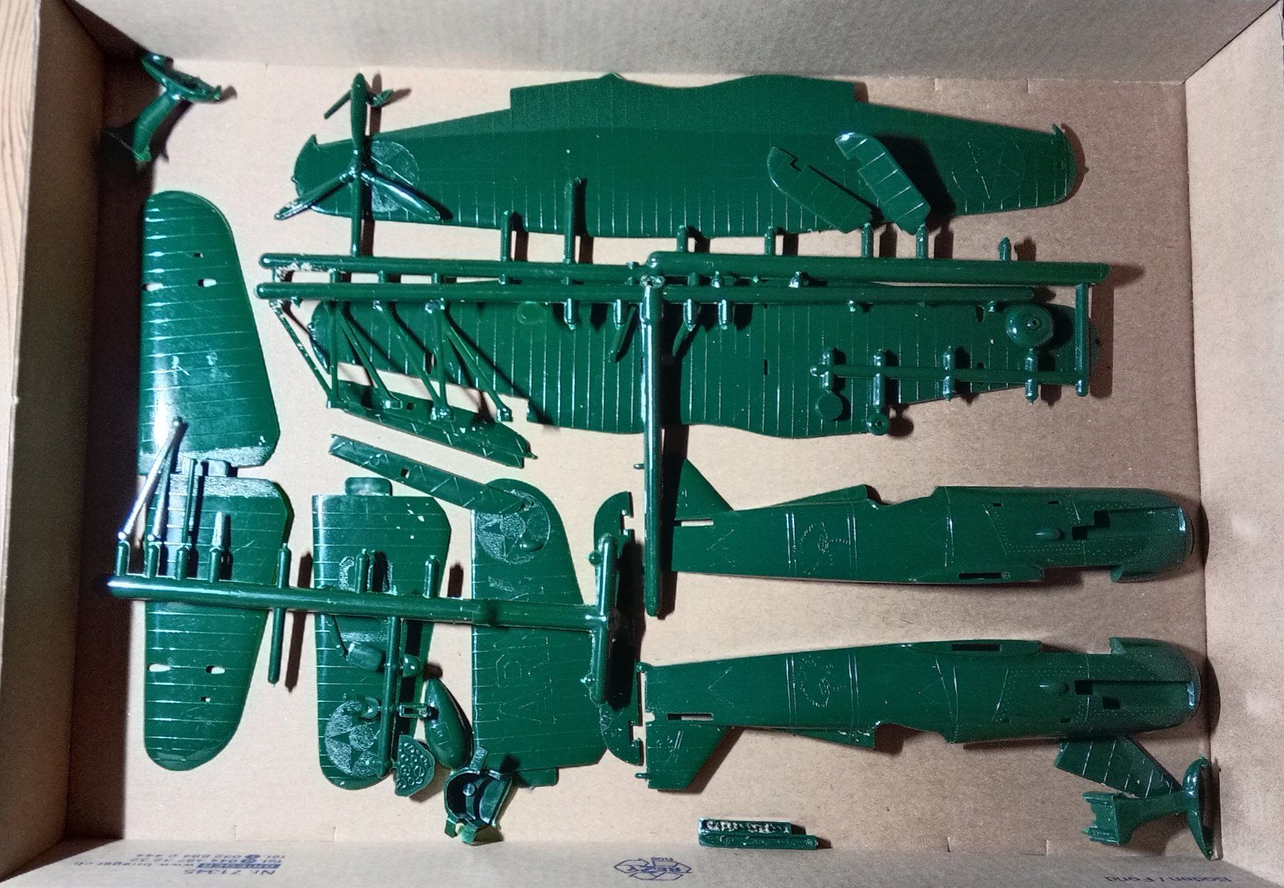 Kit di modellismo & Modellini statici: Aurora Curtiss P-6E Hawk Échelle 1/48 – Nuovo (secondo la descrizione) da Bern venduto da Dedonegro 1