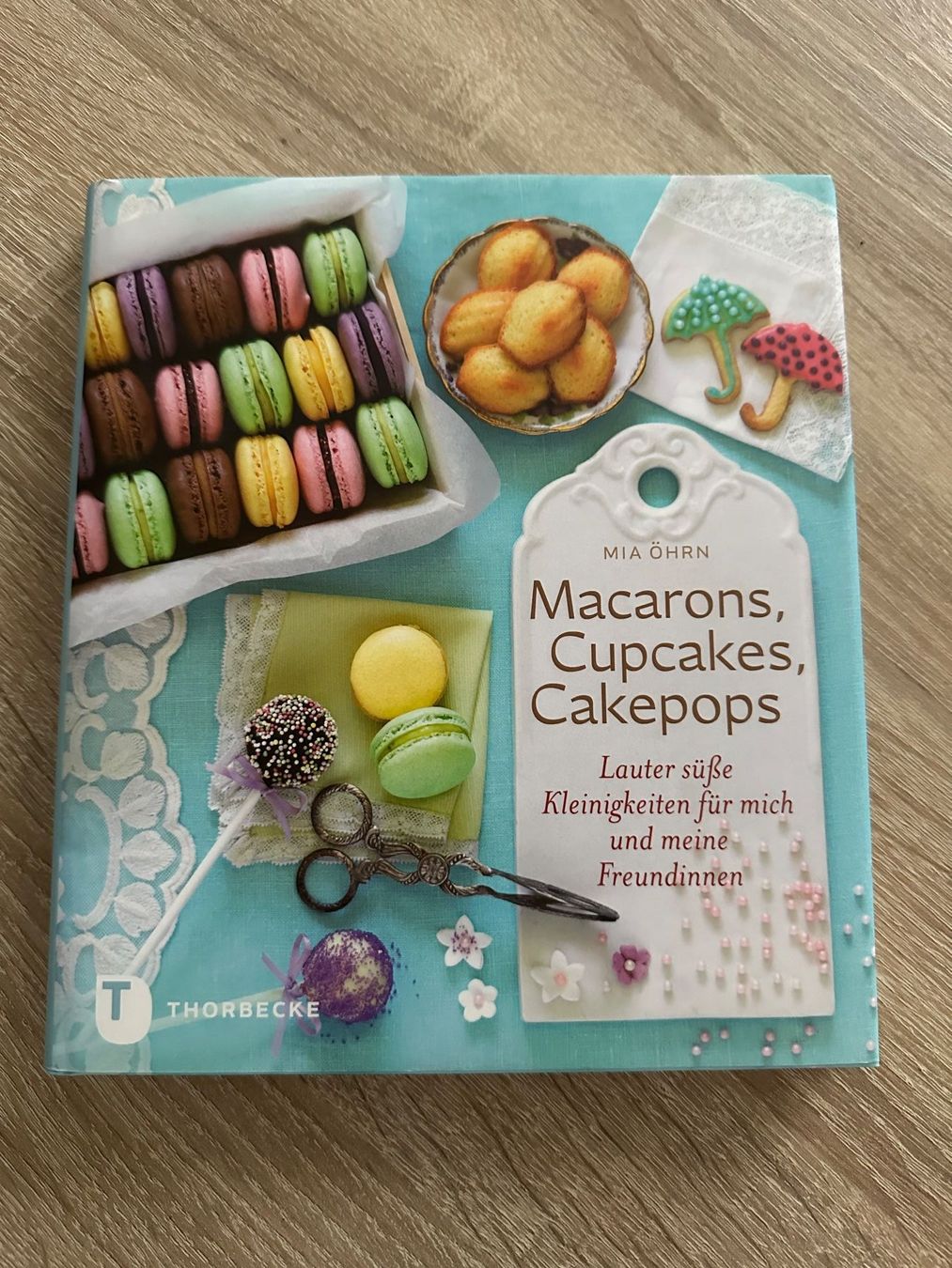 Bücher: Macarons,Cupcake,Cakepops – Gebraucht aus Obergerlafingen von Jopi_23