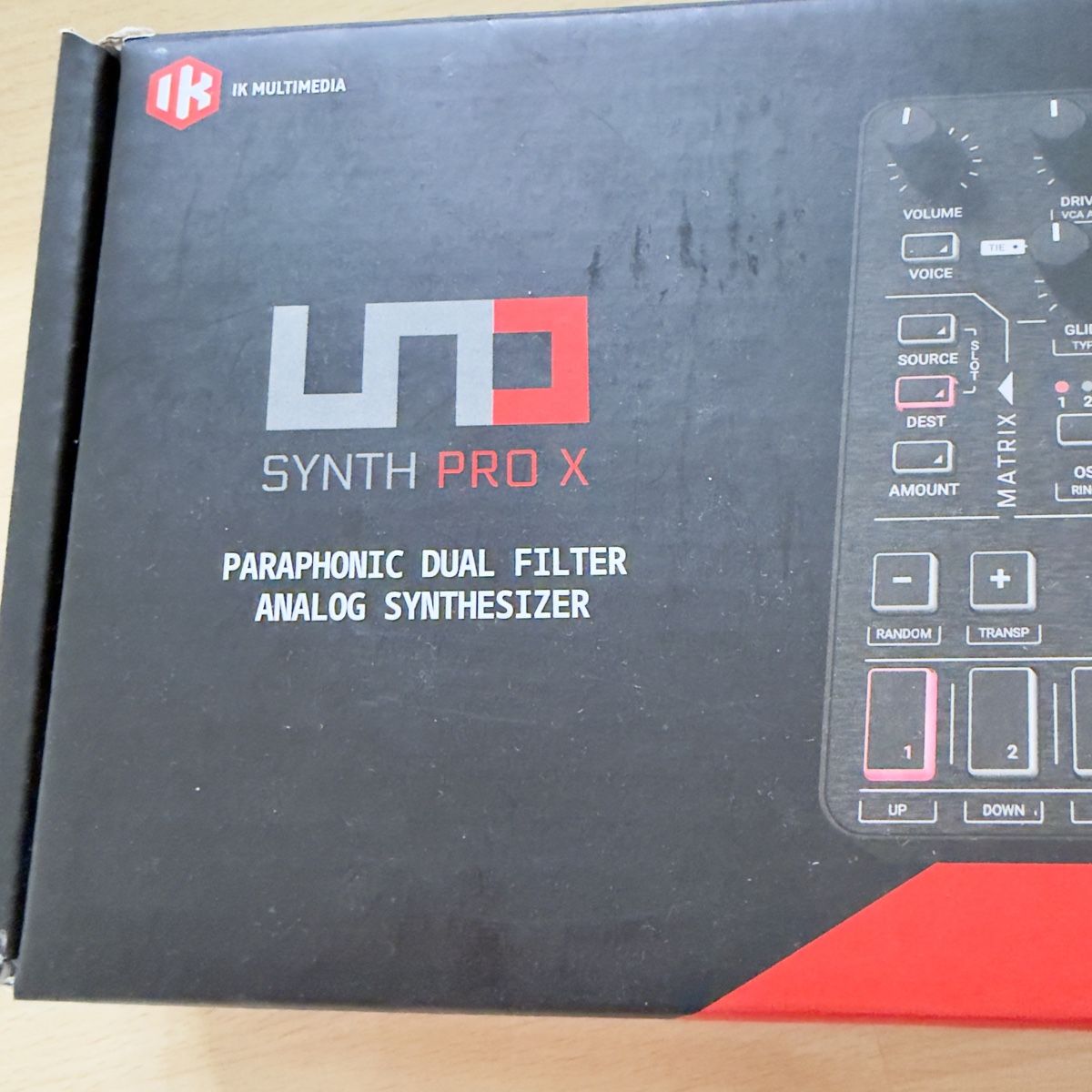 IK Multimedia Strumenti musicali: IK Multimedia UNO Synth Pro X Analog Synthesizer, Paraphonic – Usato da Widnau venduto da kustercarmen 6
