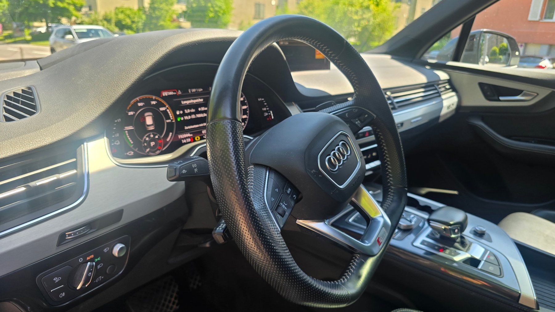 Audi Automobili: Audi Q7 E-Tron – Usato da Emmenbrücke venduto da meu_2j8p 9