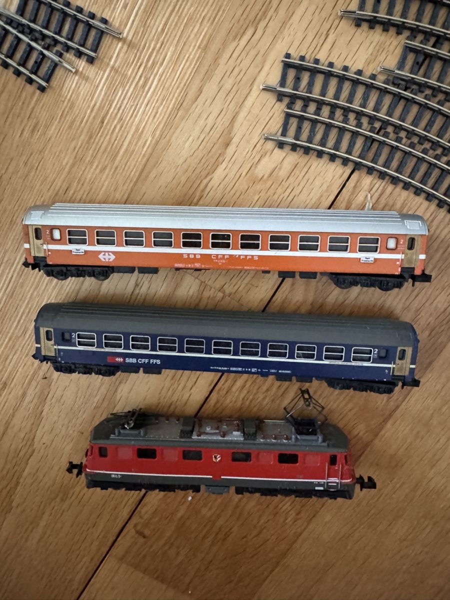 Trix Modellini di ferrovie: Modelleisenbahn Minitrix Beginner Set Nr. 71061 – Usato da Romont / BE venduto da kotao 5
