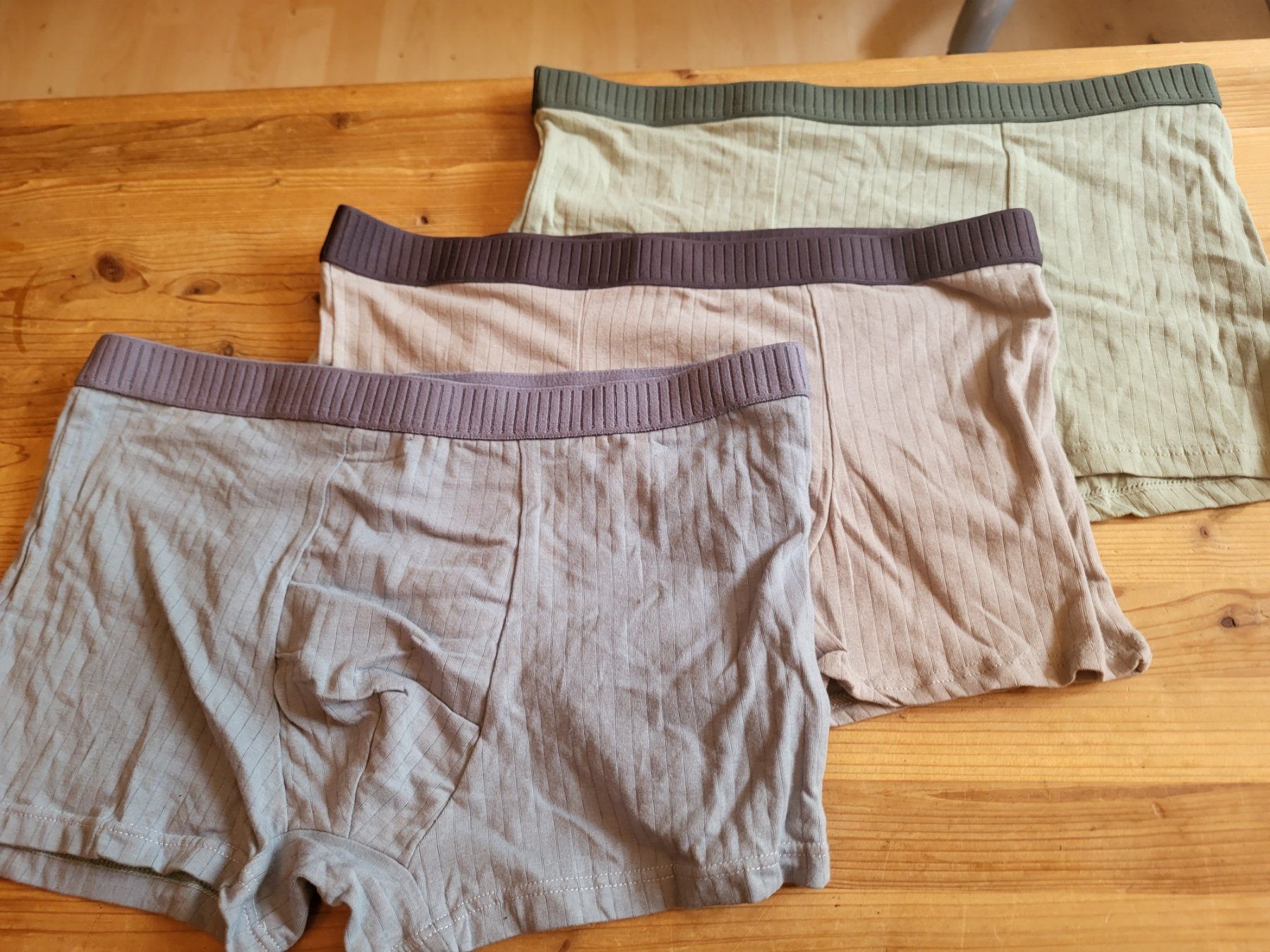 Sous-vêtements: 3 x Herrenunterwäsche – D'occasion à Guggisberg par Aegertenlehn