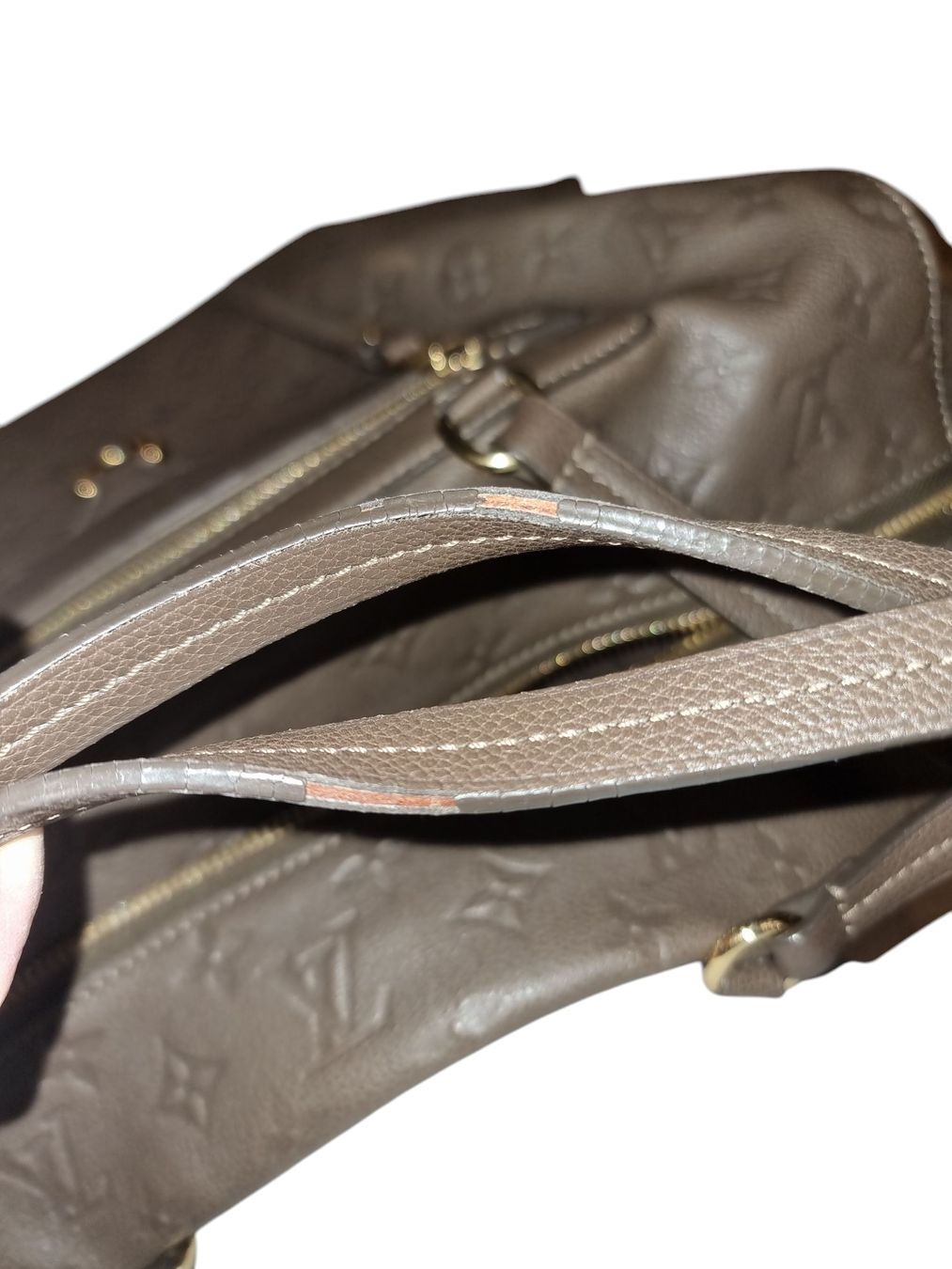 Louis Vuitton Borse: Louis Vuitton  Tasche  Lumineuse – Nuovo (secondo la descrizione) da Hildisrieden venduto da Beka23 6
