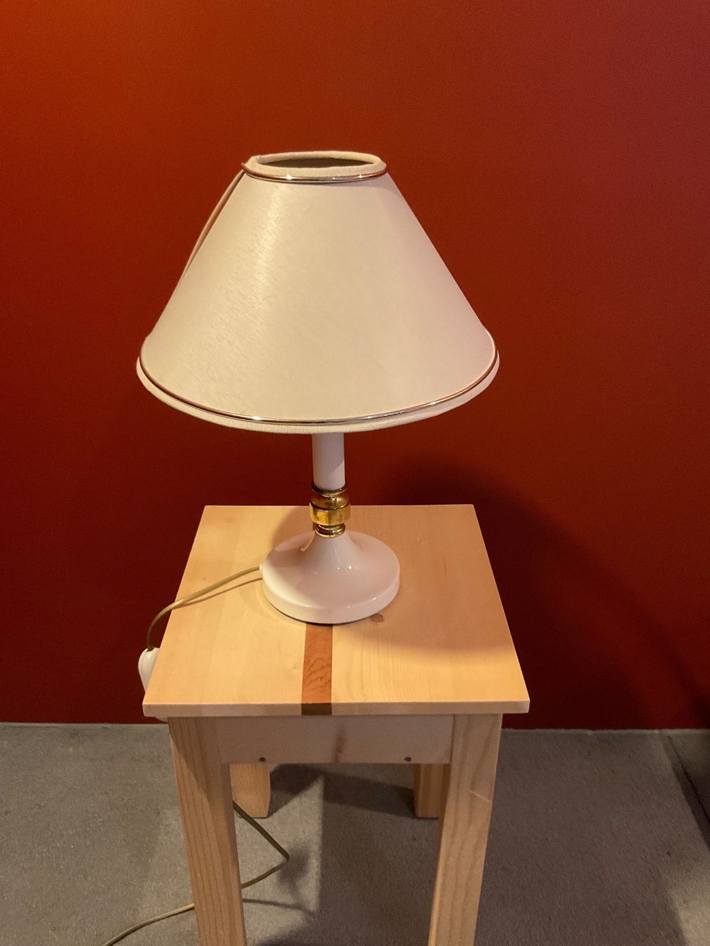 Lampade: TISCHLEUCHTE Tischlampe – Usato da Scuol venduto da Lotus2020