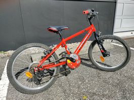 Vélo enfant BTWIN rouge 20 pouces 6-9 ans