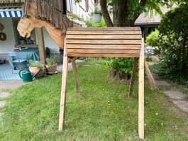 Holzpferd ( 150cm hoch) zum Spielen im Garten 🐴