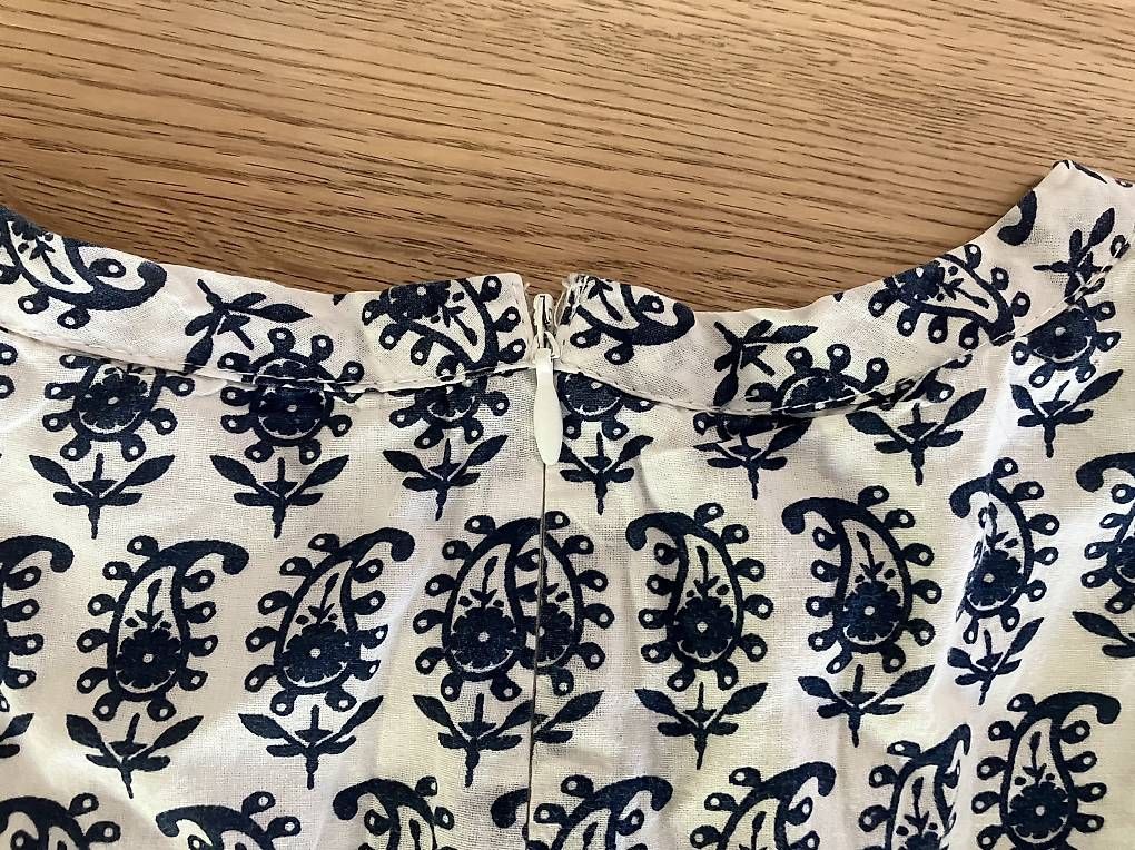 Kleider & Röcke: Robe Sfera collection 6-7ans – Gebraucht aus Vandoeuvres von ann_lq5h 3