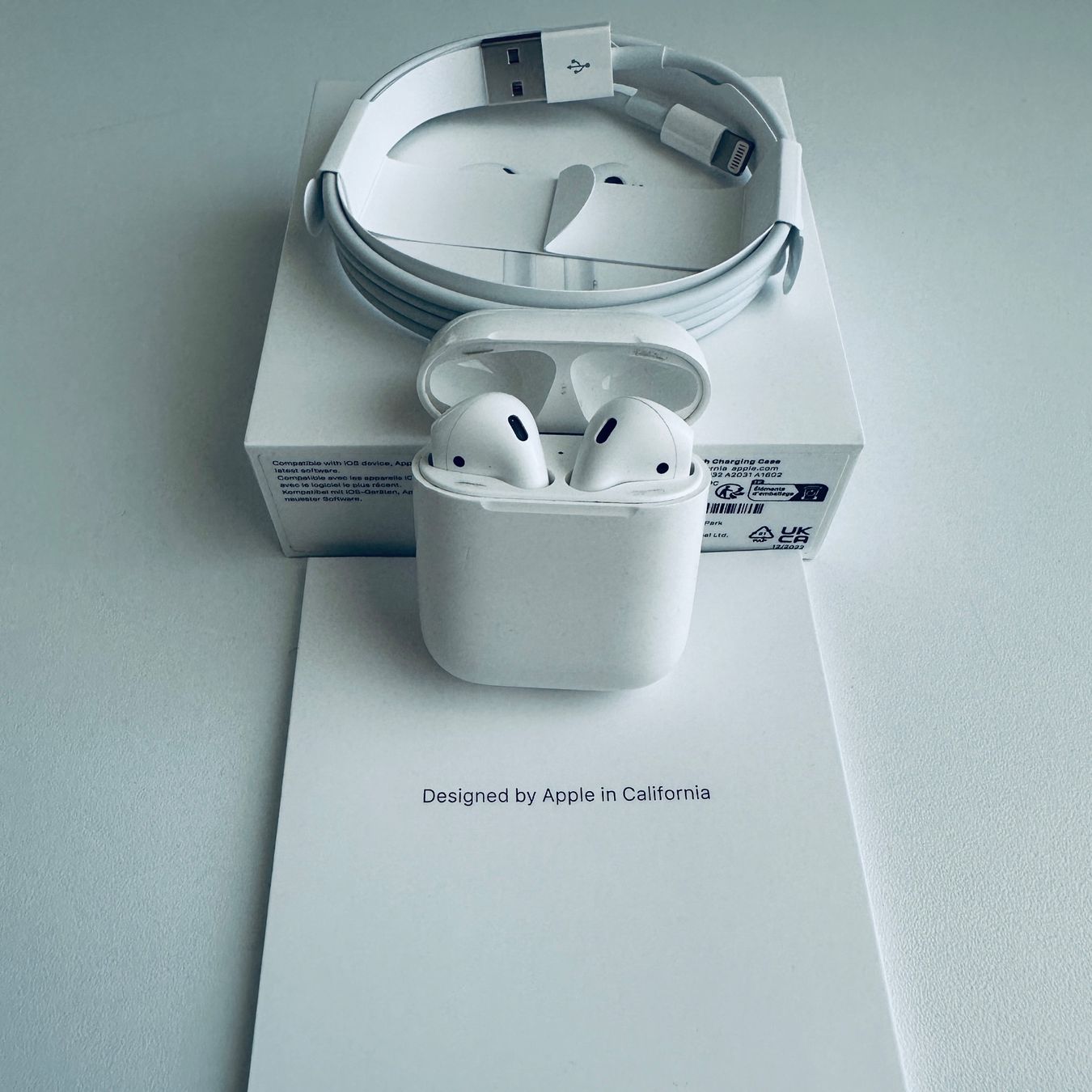 Apple Cuffie: Original Apple AirPods 2 Kopfhörer Wireless Lightning Kabel – Usato da Basel venduto da MY.AIRPODS.SHOP 1